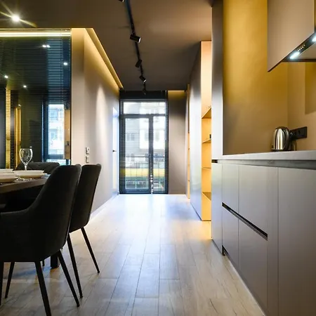 Luxury Apartments-belochka Apartamento Úzhgorod