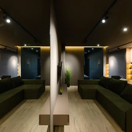 Luxury Apartments-belochka Apartamento Úzhgorod