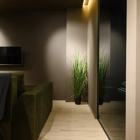 Luxury Apartments-belochka * Úzhgorod