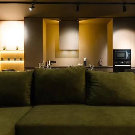 Luxury Apartments-belochka Апартаменты Ужгород