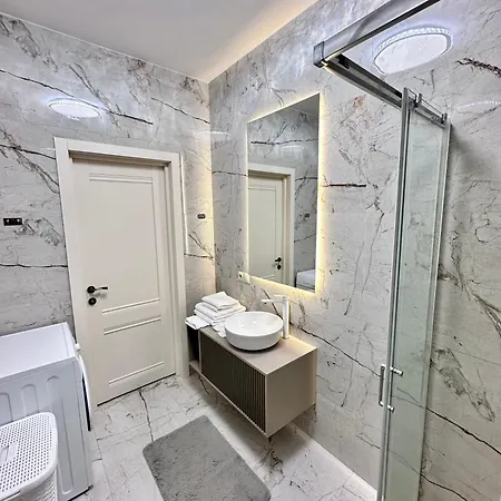 Luxury Apartments-belochka Apartamento