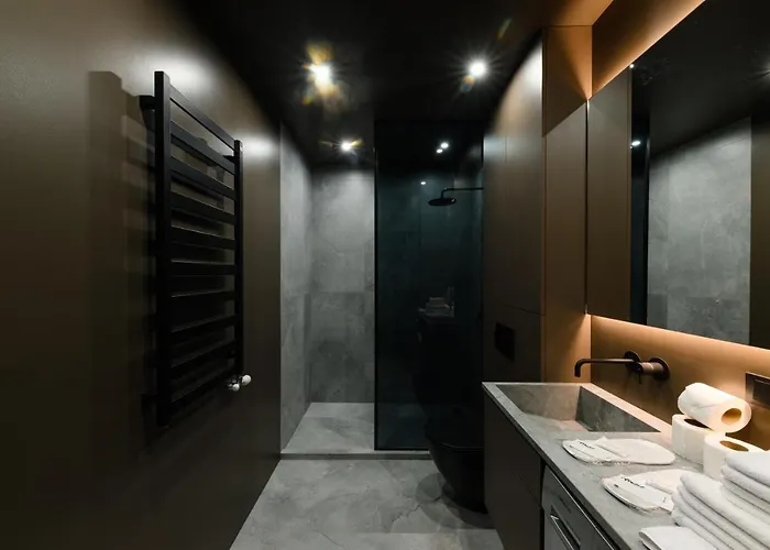 Luxury Apartments-belochka 乌日霍罗德
