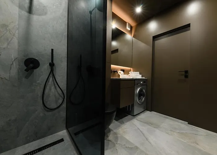 Luxury Apartments-belochka * 乌日霍罗德
