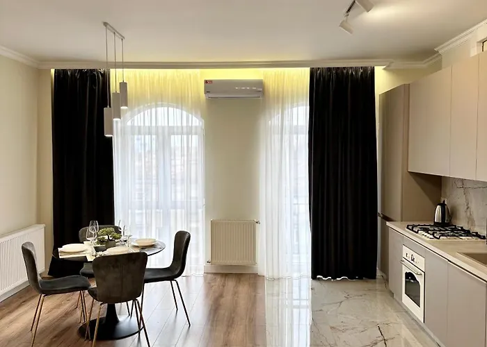 公寓 Luxury Apartments-belochka